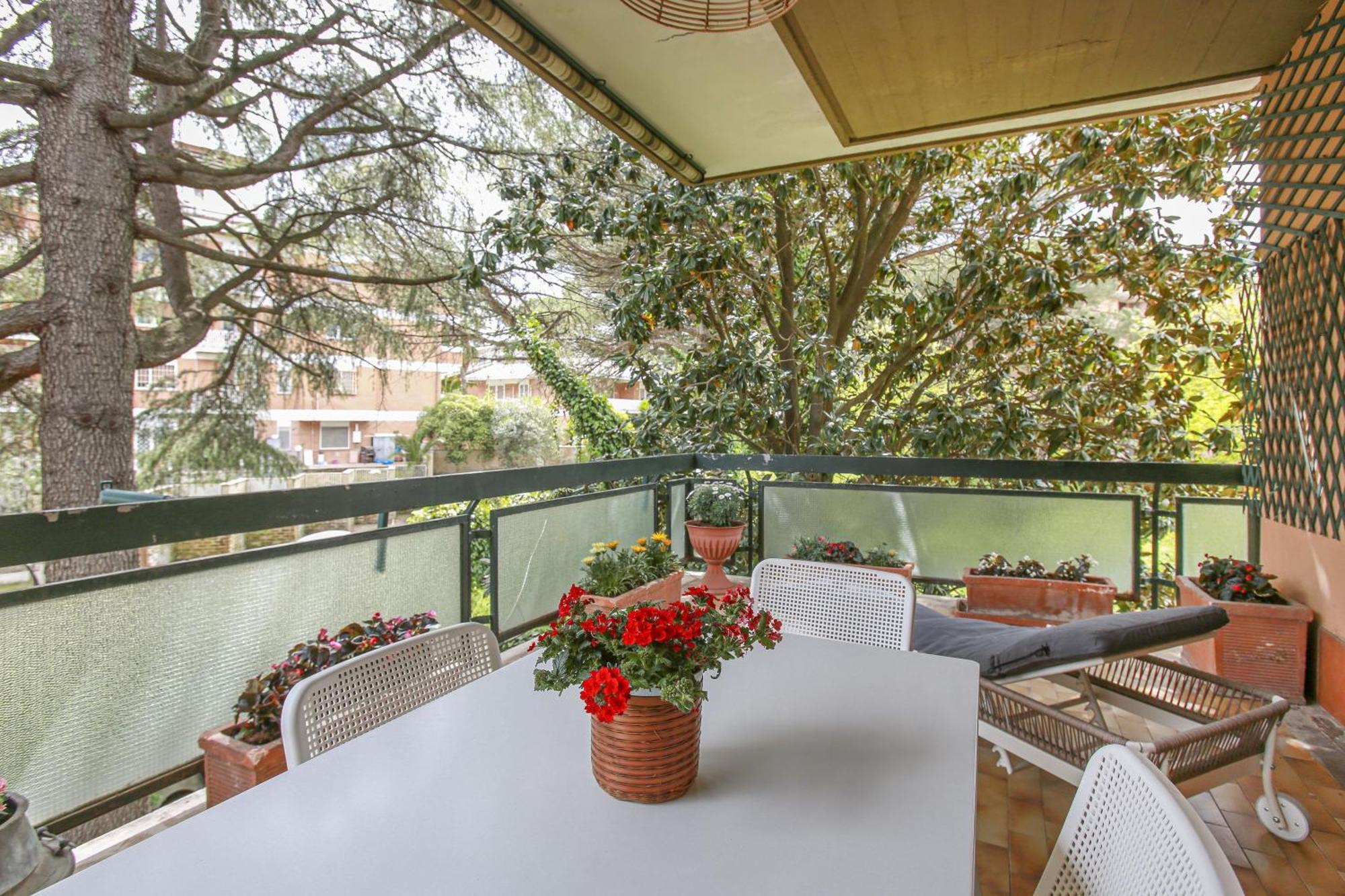 La Terrazza Nel Vicino Metro Cornelia Rom