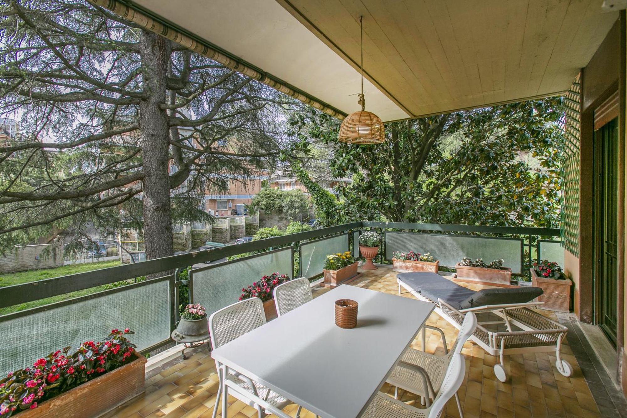 La Terrazza Nel Vicino Metro Cornelia Apartment *