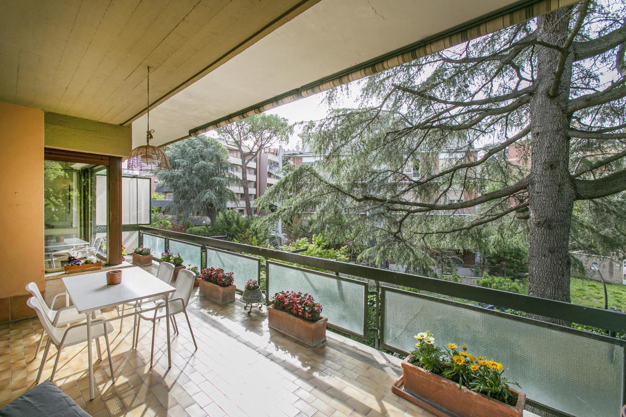 La Terrazza Nel Vicino Metro Cornelia Rom